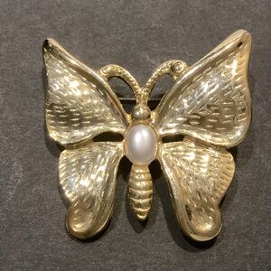 SFJ Gold Butterfly Brooch with Pearl Accent